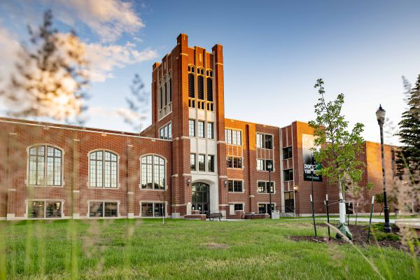 Chester Fritz Library on the University of North Dakota campus