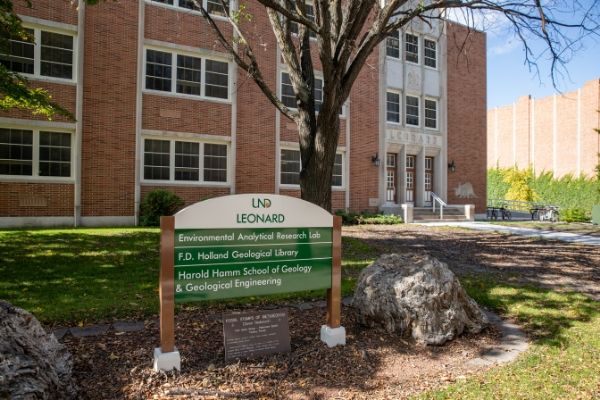 Leonard Hall (Geology Building)